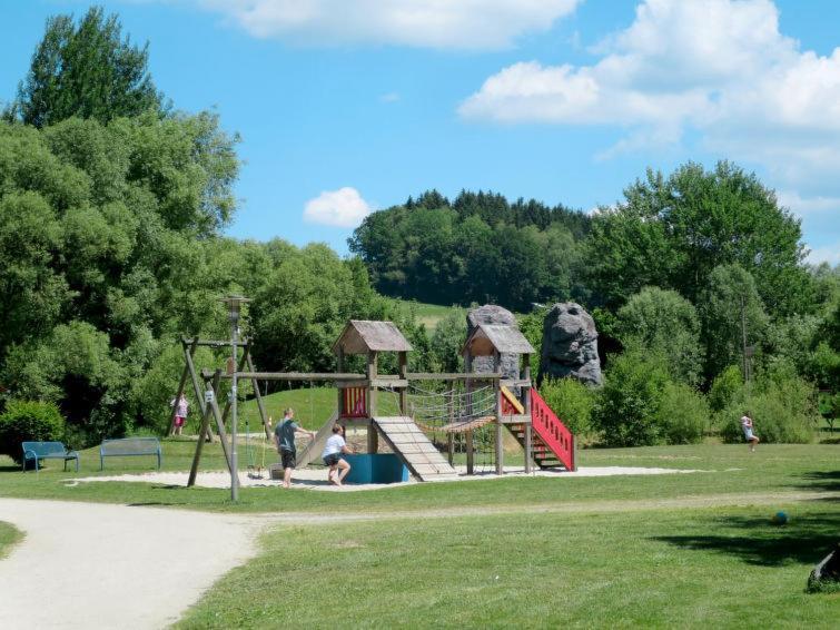 Feriendorf Am Hohen Bogen Haus 98 Eg 아라흐 외부 사진